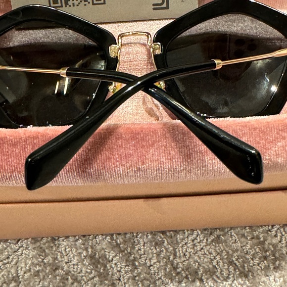 MIU MIU SMU 06O 1AB - 1A1 Sunglasses Grey SMU06O Frame - Picture 9 of 10